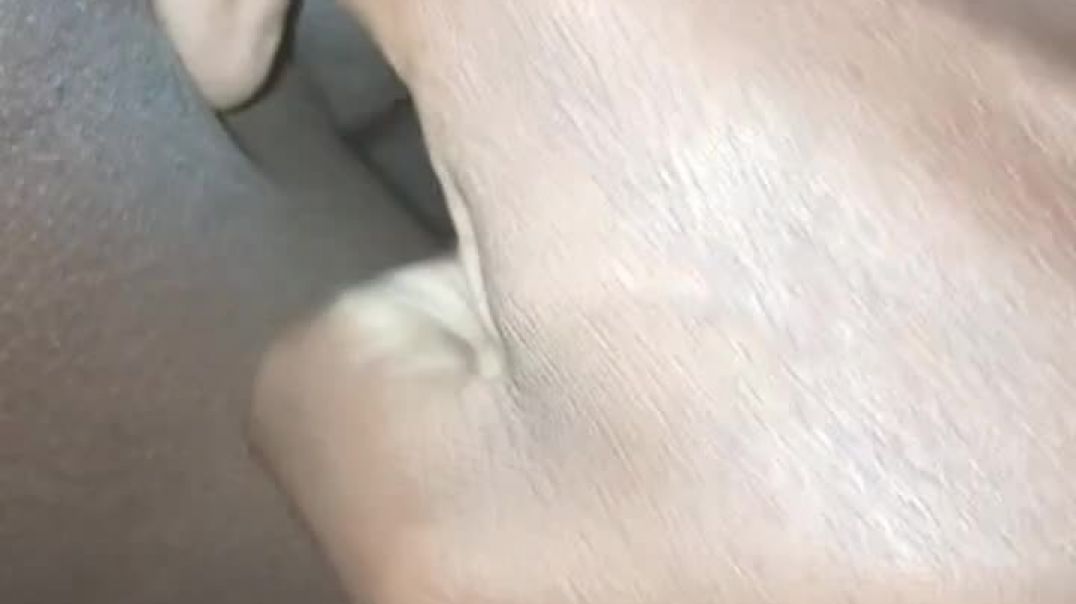 ⁣I found a horny married woman mistreating