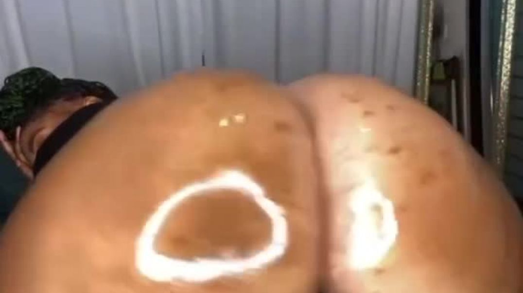 Shiny ass