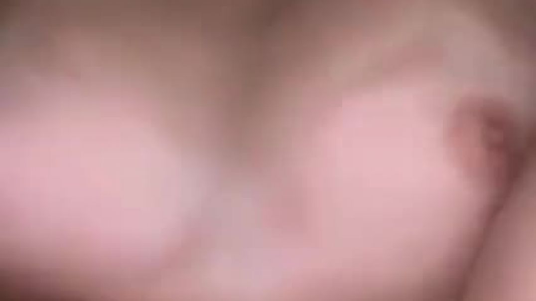 ⁣Influencer Arly Frost getting fucked with cumshot