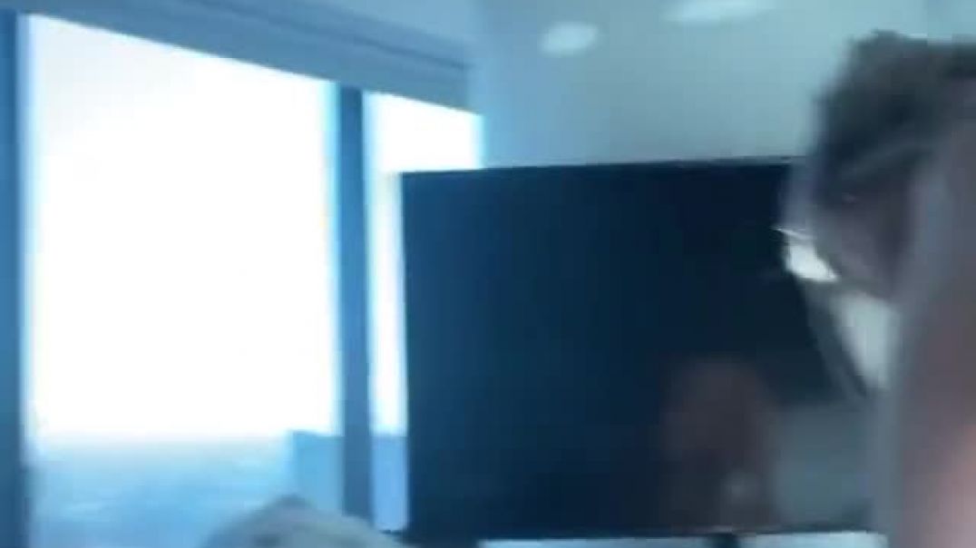 ⁣sexy ass  ontop