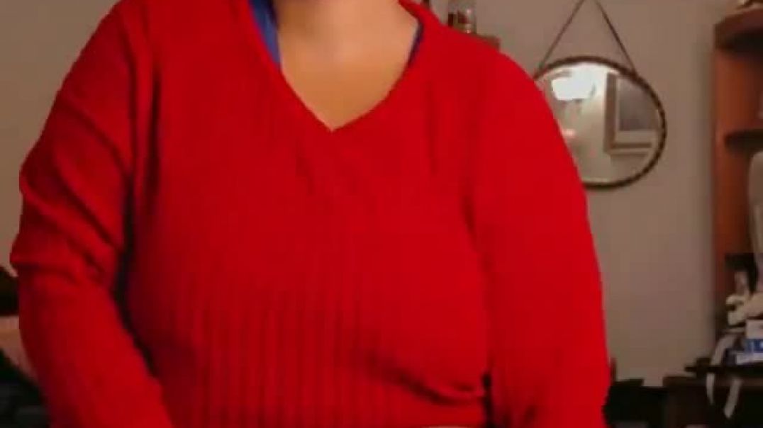 ⁣Someones-mama-showing-pussy