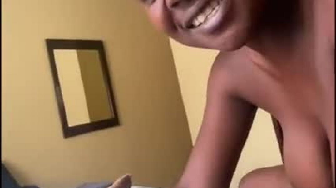 ⁣Making Sextape With Angela Part 2