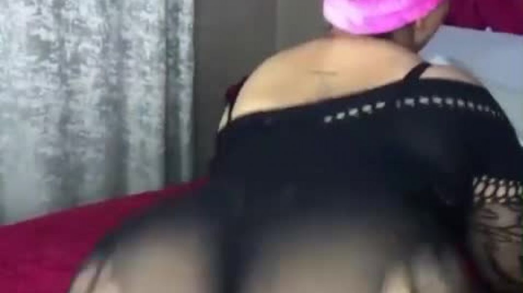 Sexy big booty